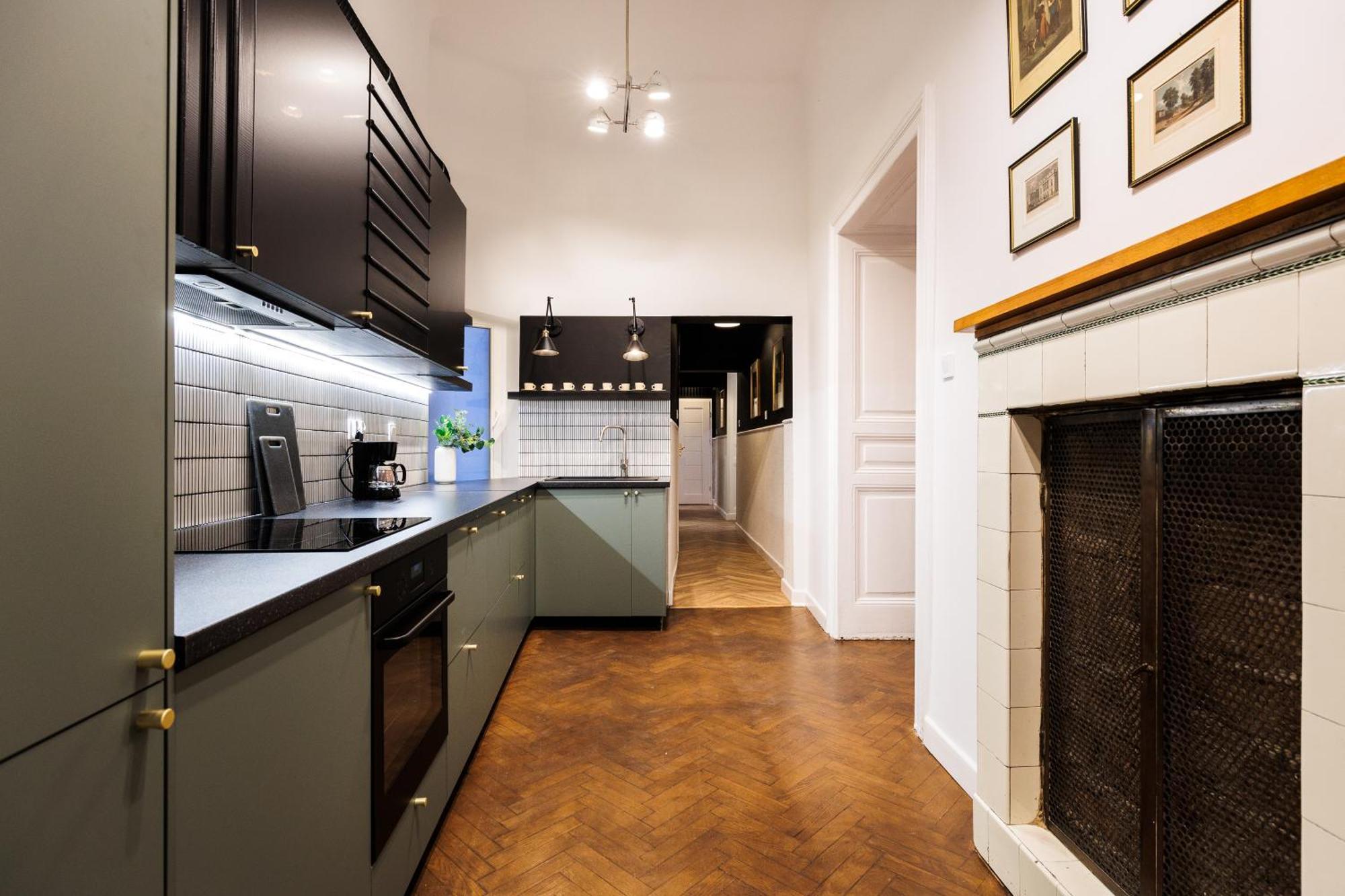 Spacious & Modern 6 Bedroom - Around The Main Market Square - By Upstairs Krakow