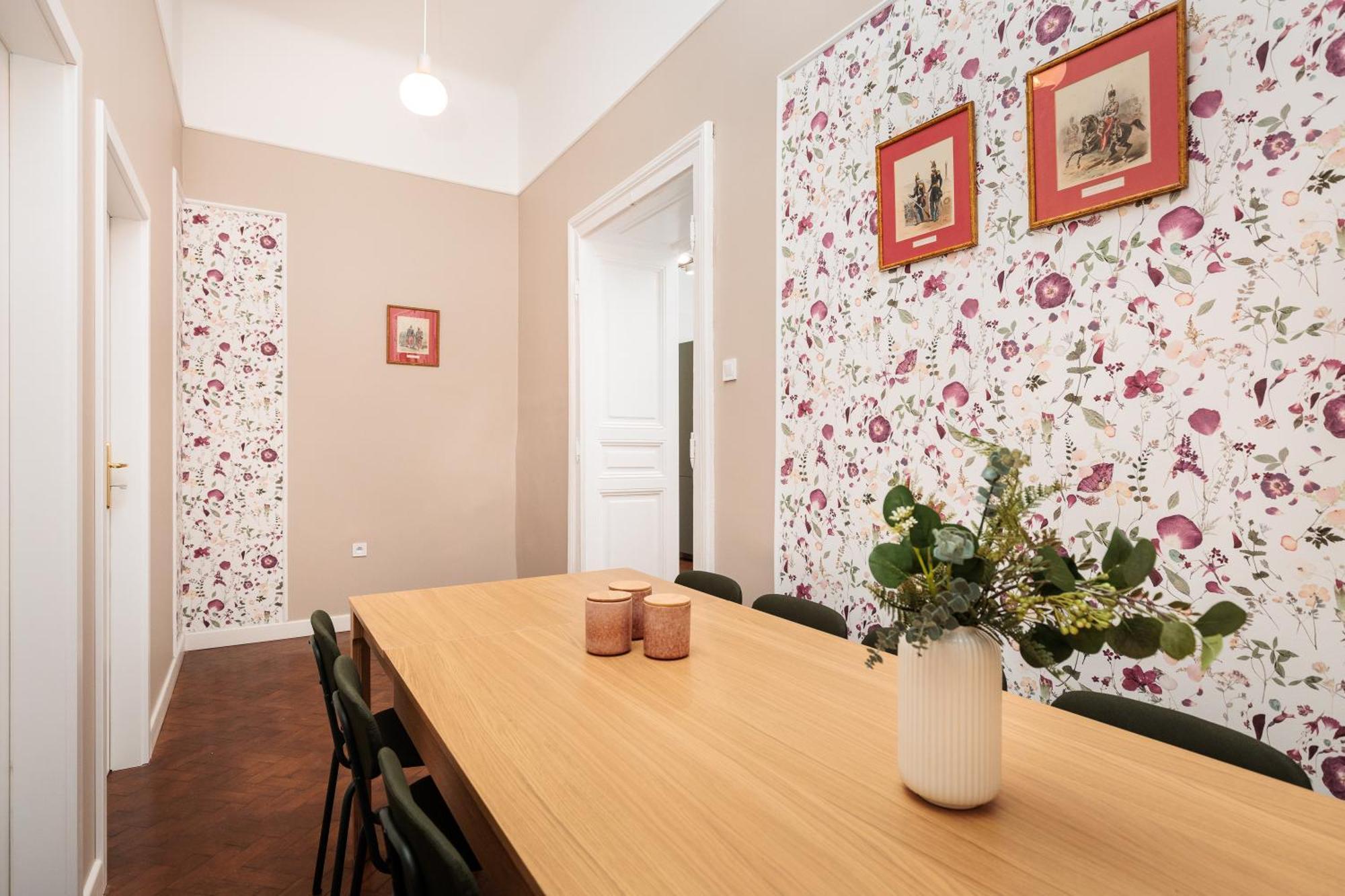 Spacious & Modern 6 Bedroom - Around The Main Market Square - By Upstairs * Krakow