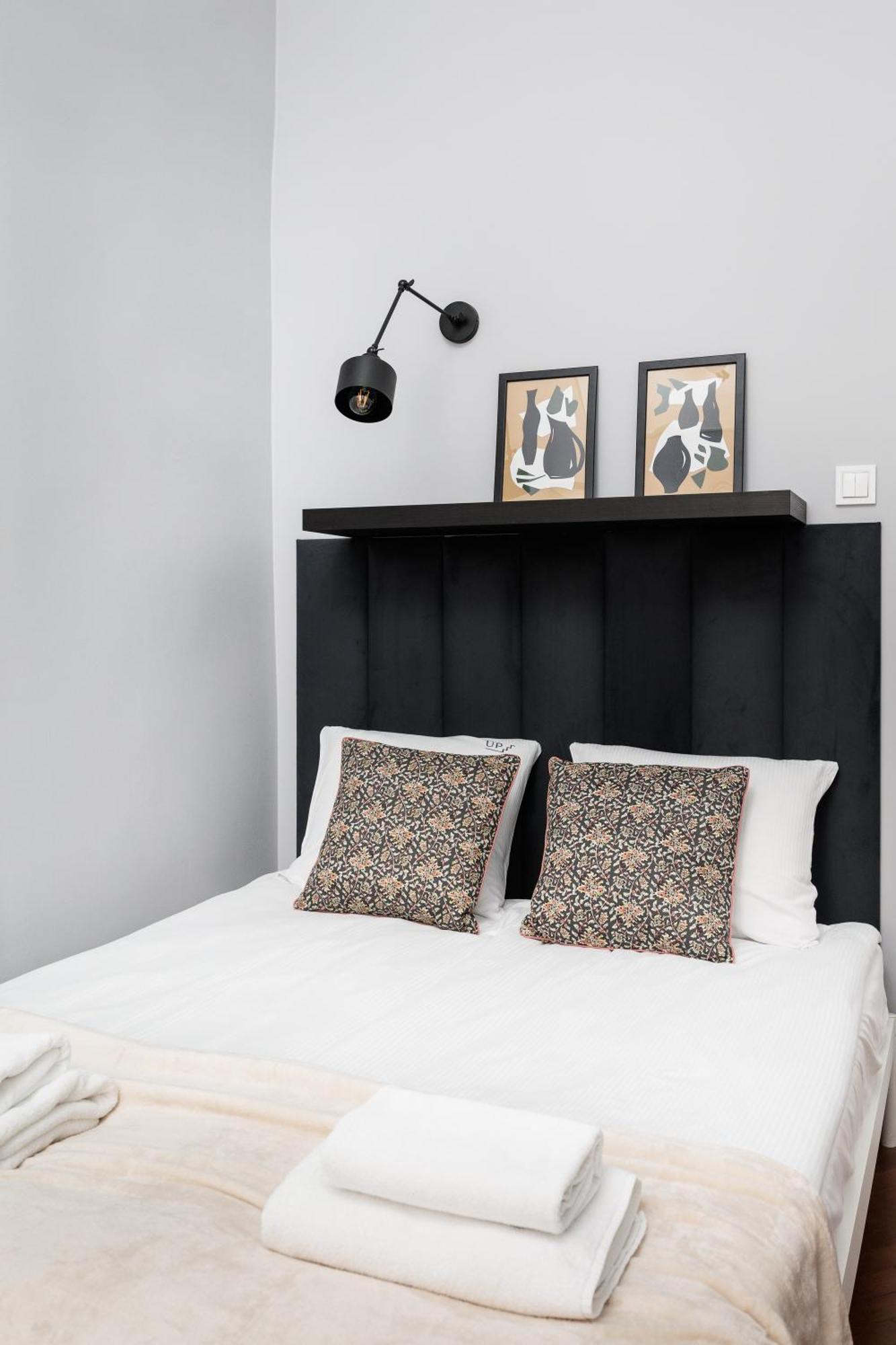 Apartment Spacious & Modern 6 Bedroom - Around The Main Market Square - By Upstairs Krakow